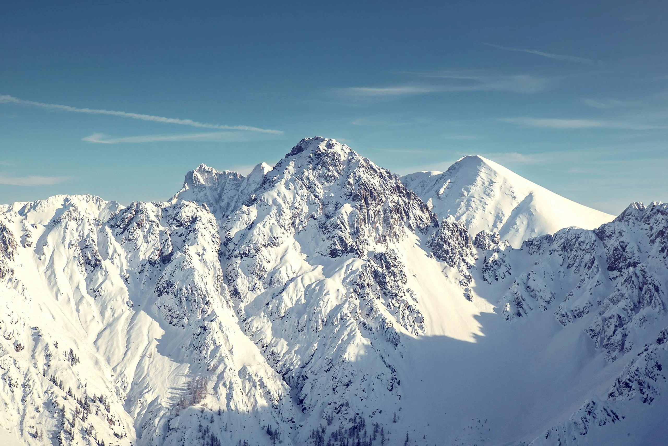 Skiing photo 2
